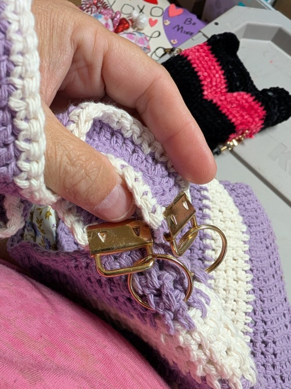 Handmade Crochet Bag with Floral Lining and Pockets - Picture 3 of 6